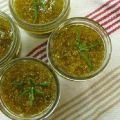 TOP 6 köstliche Rezepte für die Herstellung von Stachelbeer-Adjika für den Winter