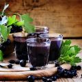 10 једноставних, корак по корак, домаћих рецепата од црног рибиза