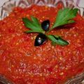 ТОП 7 прости и вкусни рецепти за приготвяне на хайвер от пипер за зимата