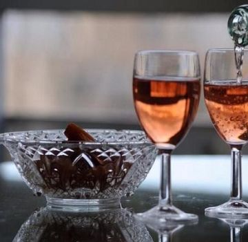 Por que o vinho caseiro está sujo e como corrigi-lo, métodos de prevenção