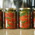 14 beste Schritt-für-Schritt-Rezepte für die Herstellung von Paprika für den Winter
