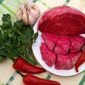 Recipe for pickled cabbage with beets in Georgian for the winter in a jar