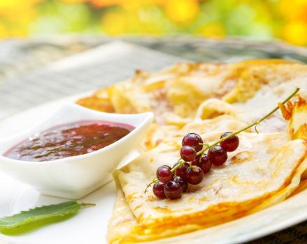 TOP 3 Rezepte für Marmelade und Marmelade mit goldenen Johannisbeeren für den Winter