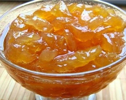Ett enkelt steg-för-steg-recept för att göra melonskorpsyltor för vintern