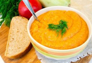 Receitas para colher caviar de abóbora para o inverno como uma loja