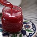 Rezepte für die Zubereitung von roter Johannisbeersauce für den Winter