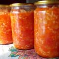 11 beste Schritt-für-Schritt-Rezepte für die Zubereitung von Tomatensnacks für den Winter