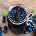 A simple step-by-step recipe for blueberry jam Pyatiminutka for the winter