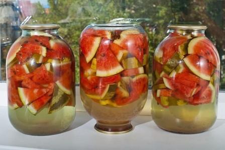Wassermelone in einem Glas