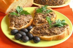 Rezepte für die Ernte von Pilzkaviar aus Scheunen für den Winter
