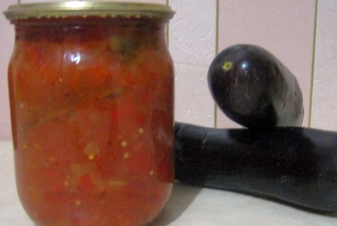 eggplant lecho in a jar