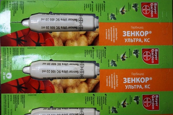 vandenyje tirpūs milteliai