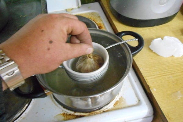 peeled cloves