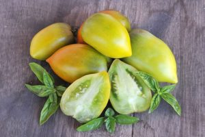 Beschreibung der Tomatensorte Chile Verde, Merkmale des Anbaus und der Pflege