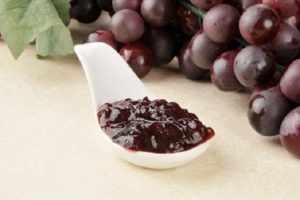 Schritt-für-Schritt-Rezept für die Herstellung von Traubenmarmelade für den Winter