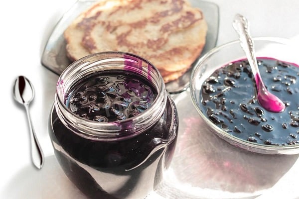 mash berries