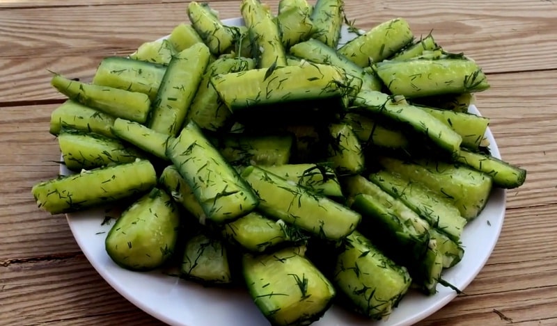 краставици на корейски за зимата