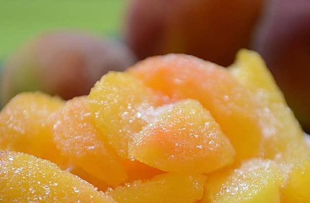 поступак замрзавања брескве са шећером