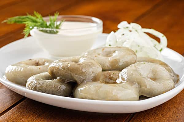 печурке у чинији