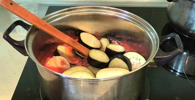 una docena de berenjenas para el invierno