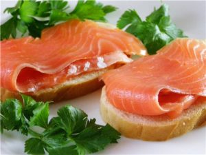 TOP 35 das melhores receitas de sanduíches para o ano novo de 2020 e regras para servir