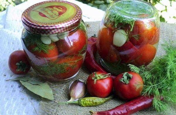 Tomaten aus der Dose