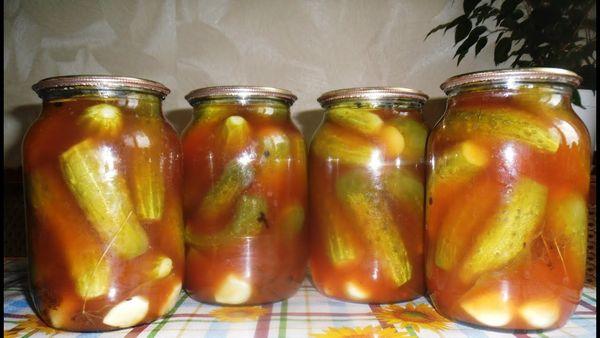 gurkor i tomatsaft