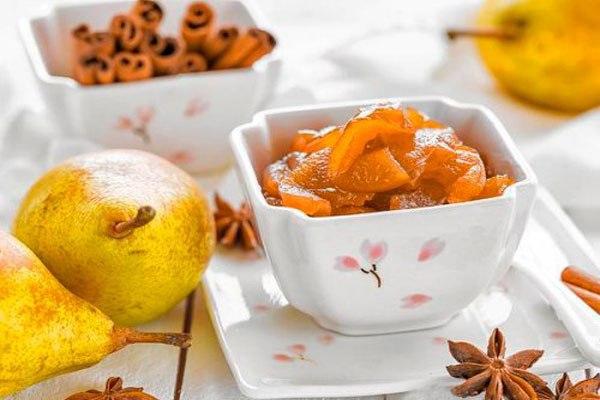 pêra com canela