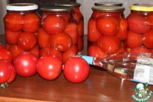 3 PRINCIPAIS receitas passo a passo para preparar tomates bêbados para o inverno