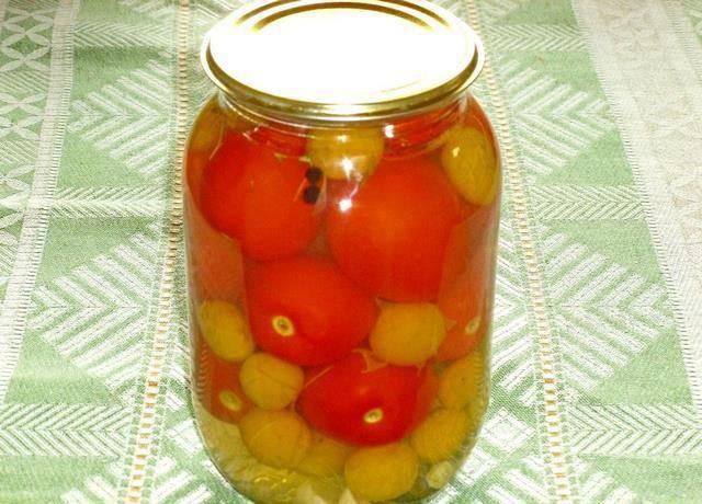 трешња шљива са парадајзом