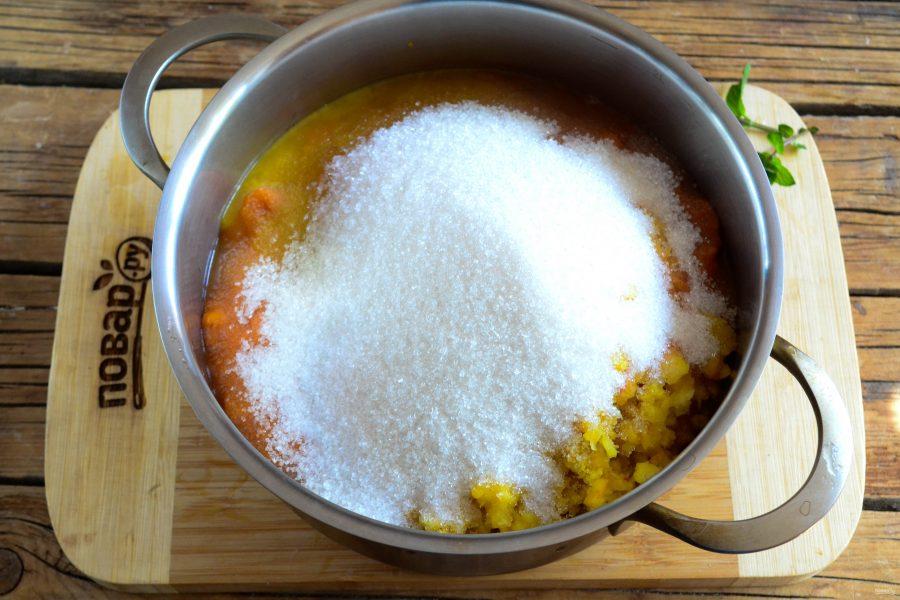 Erdbeere mit Orange