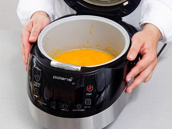 jam in a slow cooker