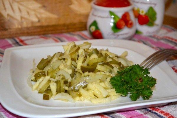 agurkai su česnakais