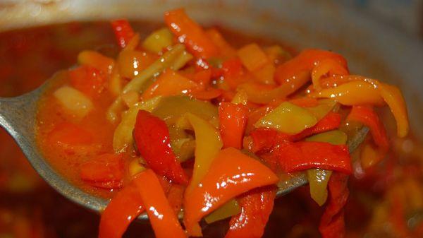 pepper in tomato