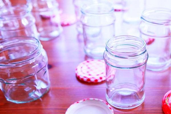 conteneur sur la table