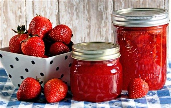 strawberries in syrup