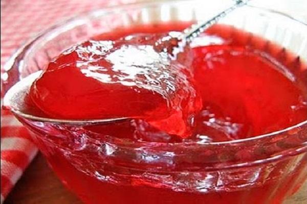 jelly in a plate