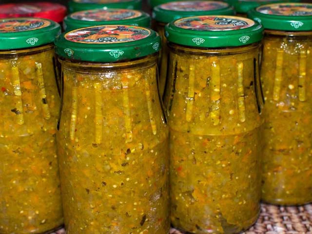 Kaviar aus grünen Tomaten