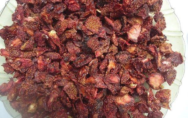dried strawberries