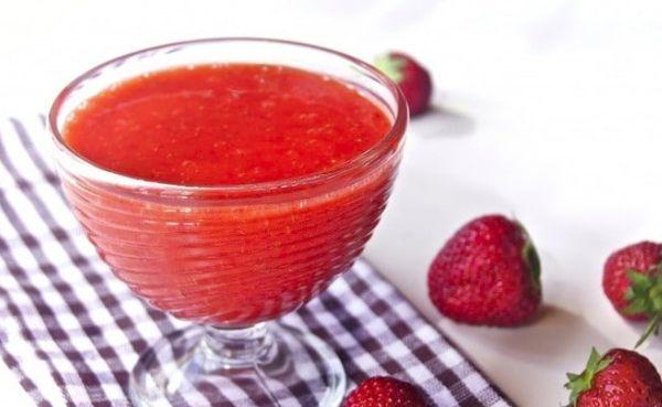 Strawberries with sugar