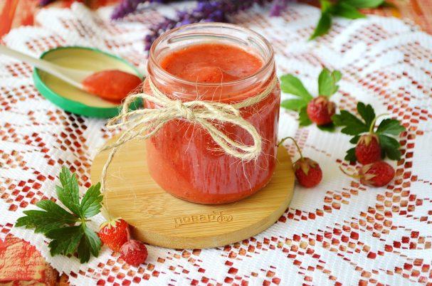 Erdbeeren mit Zucker