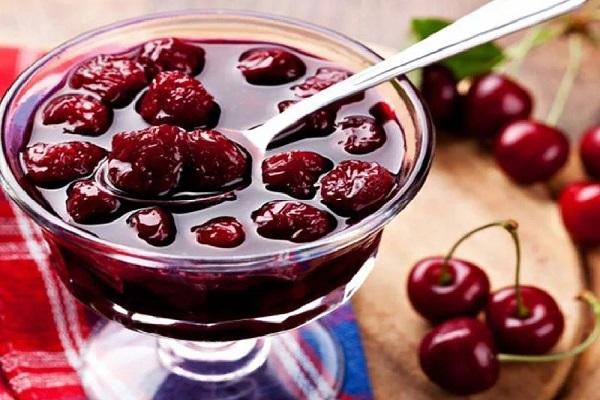 geléia com frutas vermelhas
