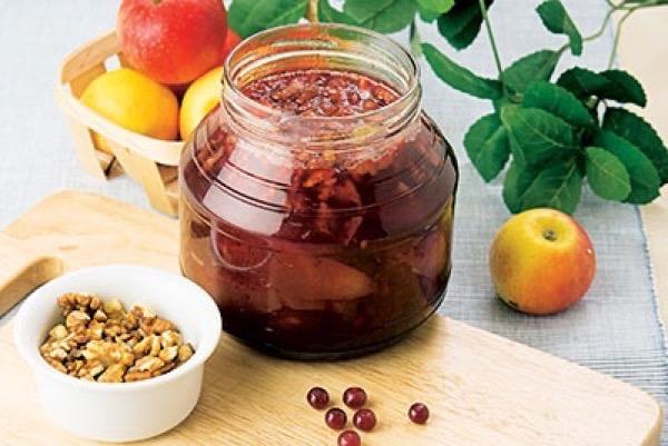 cranberry and apple honey jam with nuts