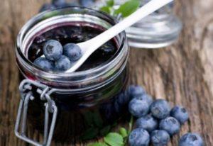 TOP 4 Rezepte für die Herstellung von Blaubeermarmelade in einem Slow Cooker