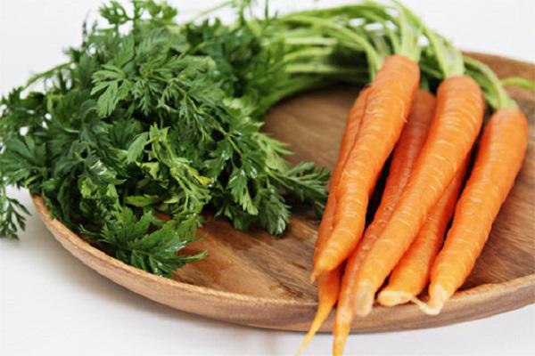 cà rốt trên bảng