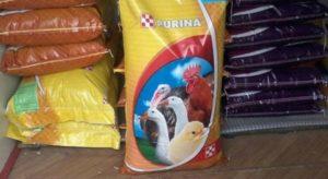 Правила за хранене на Purina комбиниран фураж за пилета бройлери