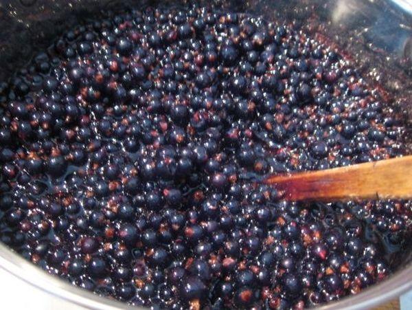 сладко от горски плодове