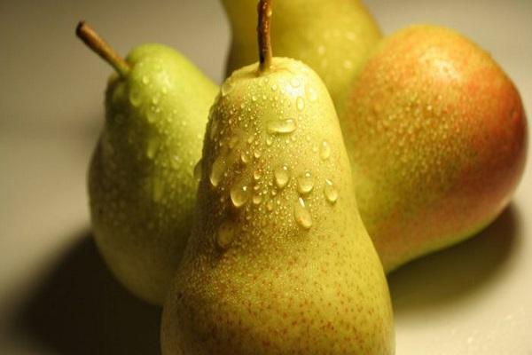 Tropfen auf Obst