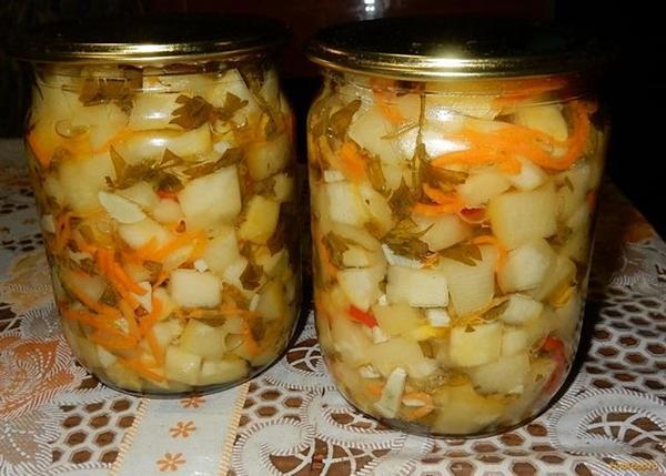 Πικάντικη σαλάτα κολοκυθιών