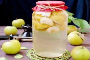 TOP 2-recept för att göra äpple- och myntkompott för vintern